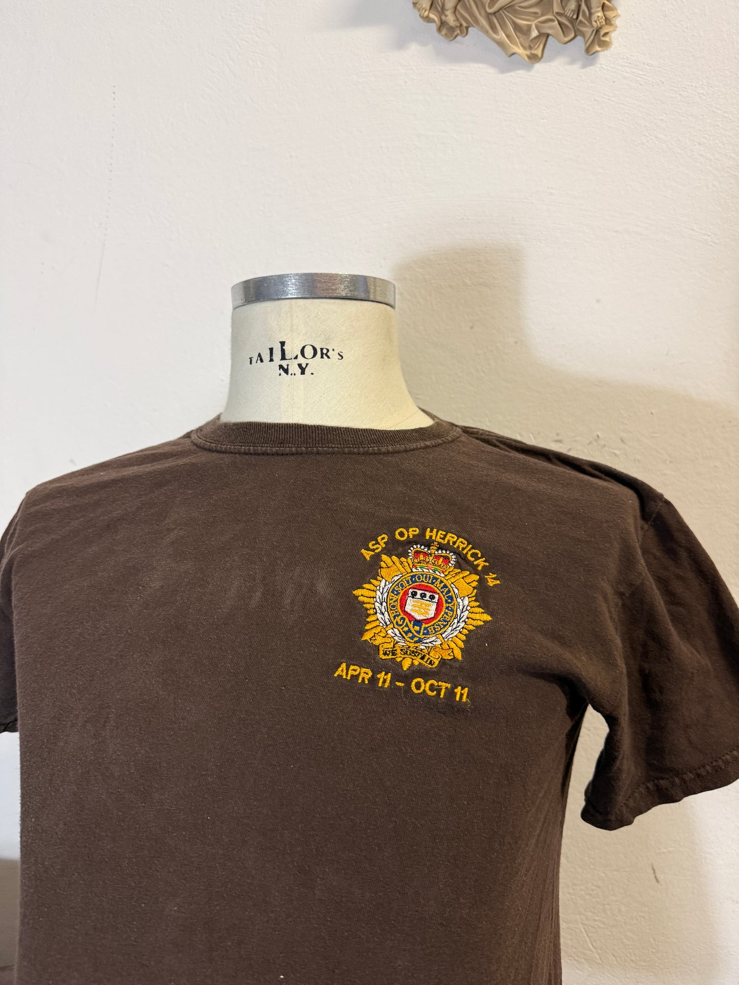 Vintage British Army T-Shirt “S”