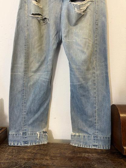 Vintage Levi’s Engineered Made in Mexico “W36”