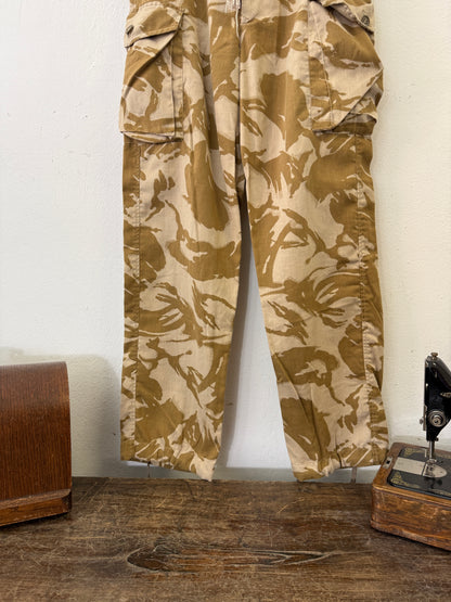 Vintage British Army Camo Cargo Pants “W30”