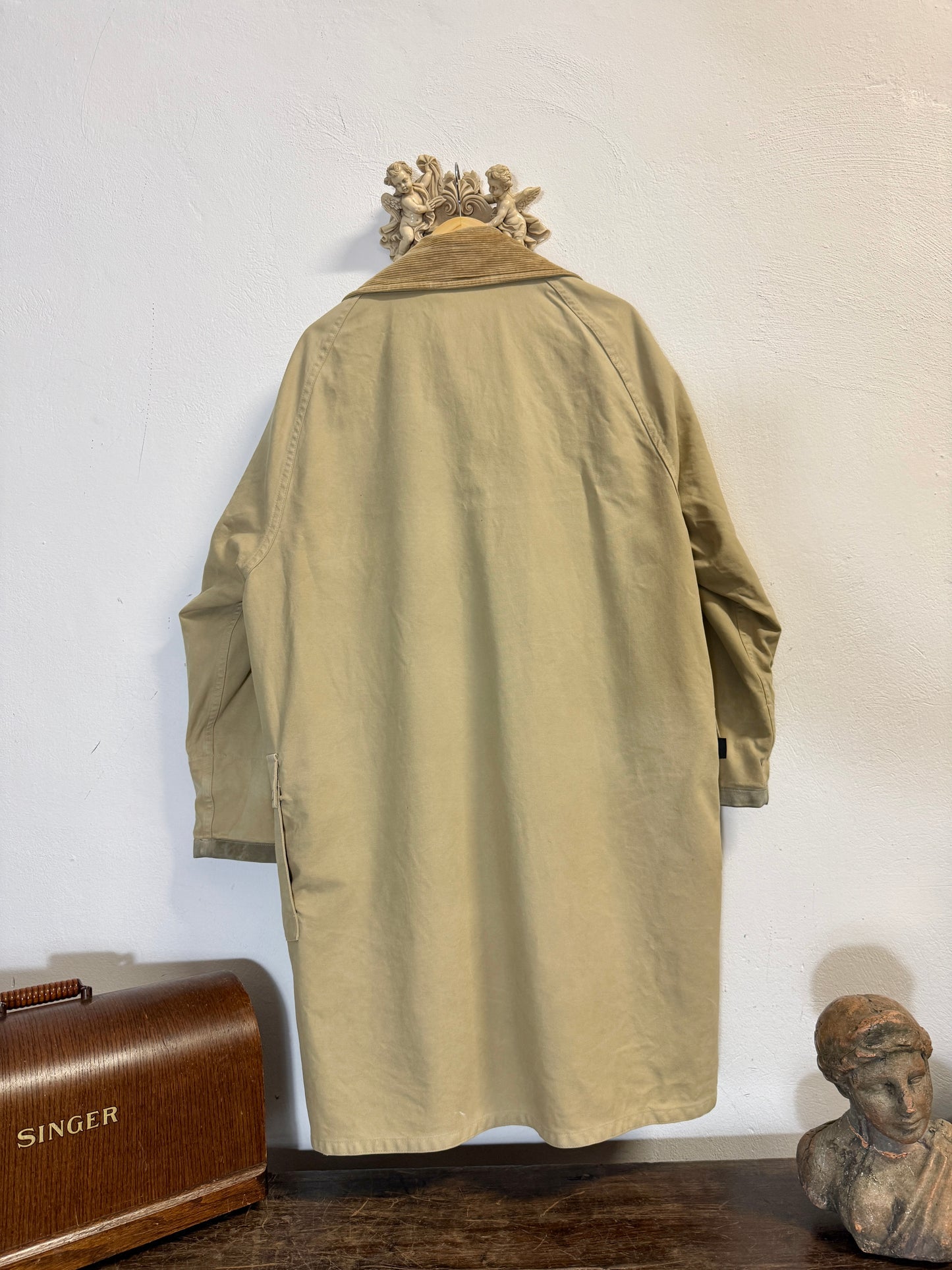 Vintage 90’s Fay Ema 4 Hooks “XL”