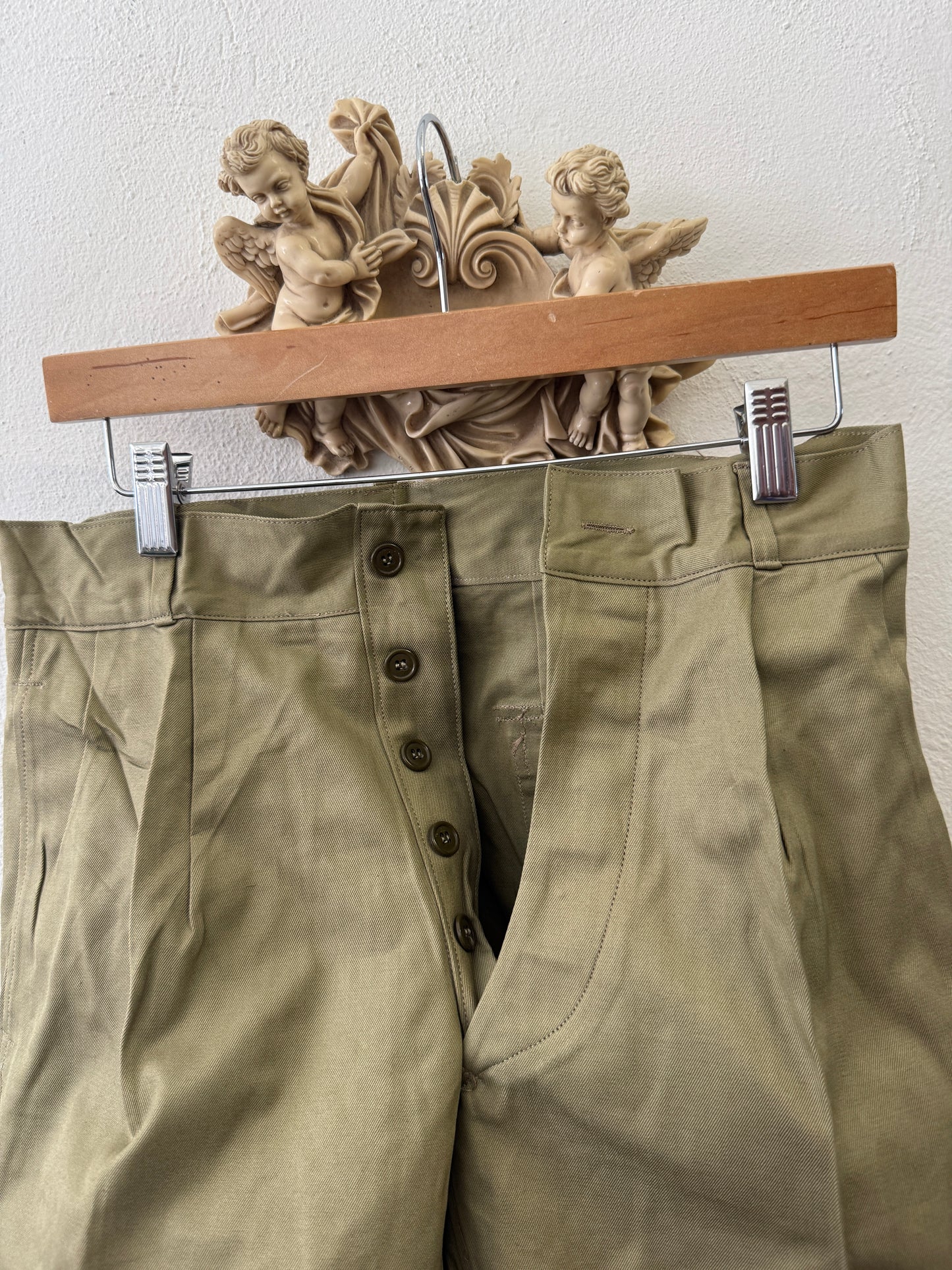 Vintage Italian Army Shorts with Buttons 76 cm