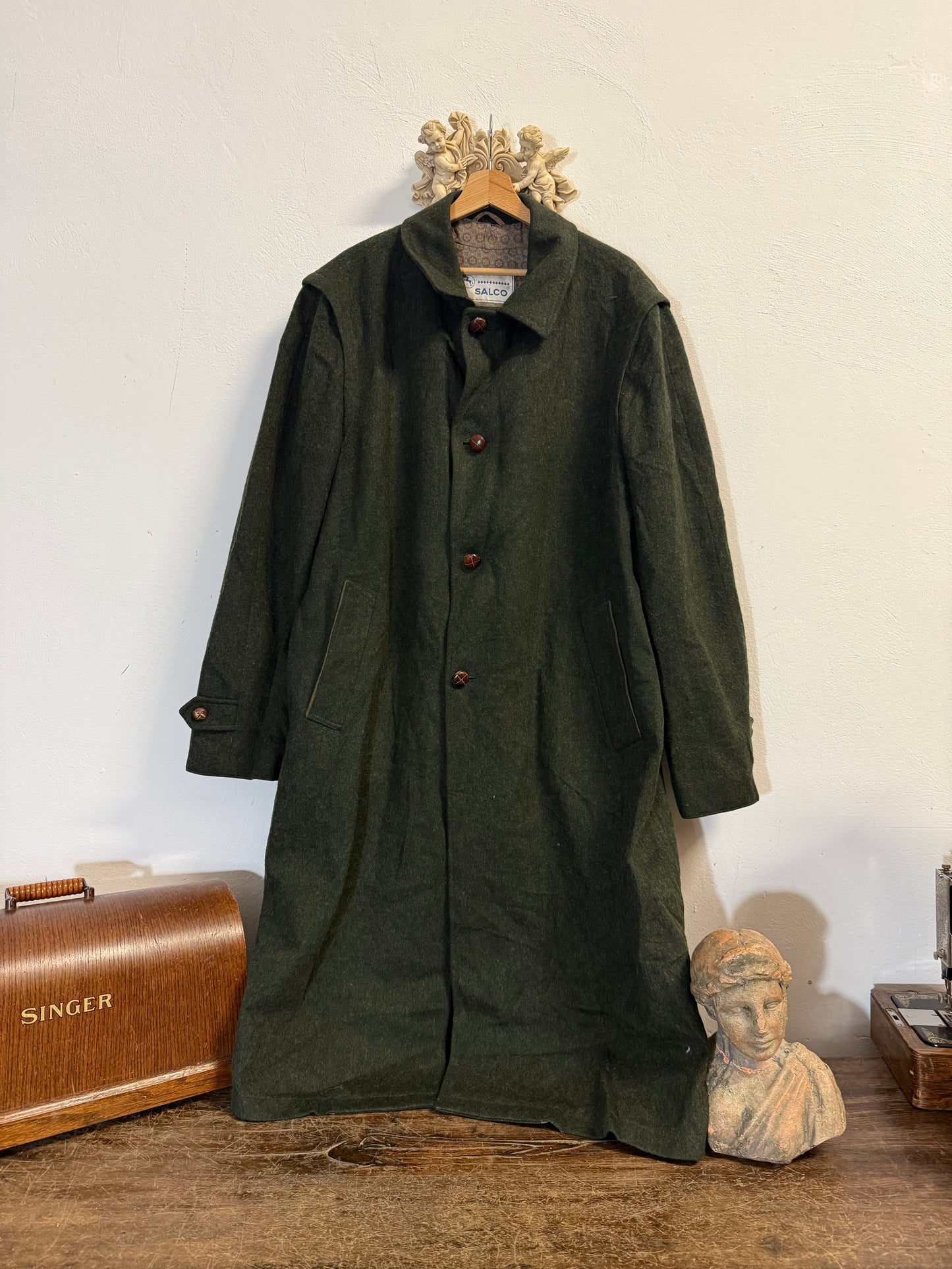 Vintage 80’s Loden Coat “XL”