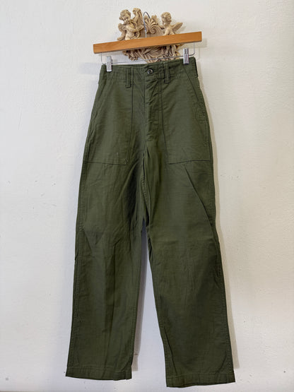 Vintage Fatigue Pants Us Army “W24”