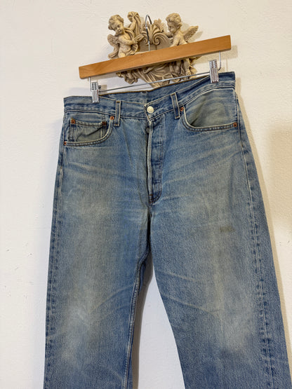 Vintage Levi’s 501 “W32 L32”