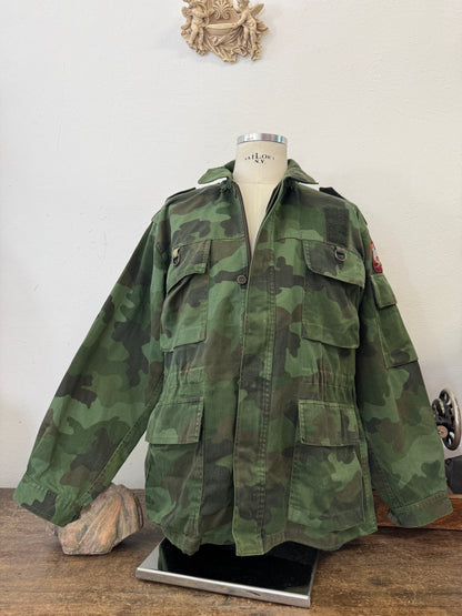 Vintage 90’s Serbian Army Jacket “XL”