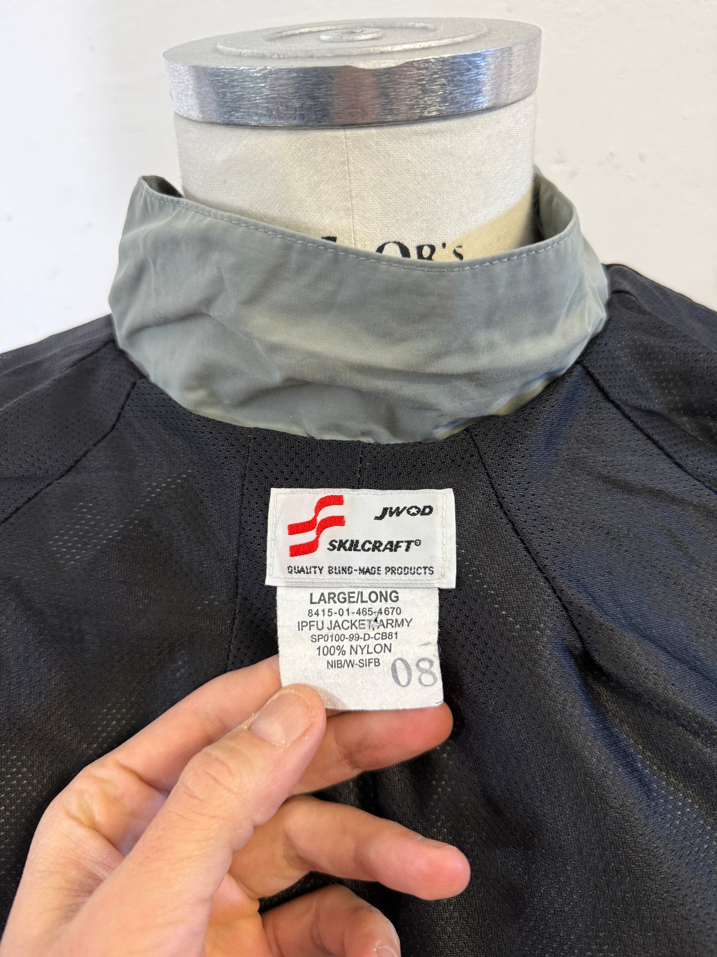 US Army IPFU Reflective Windbreaker – Training Uniform Jacket “XL/XXL”