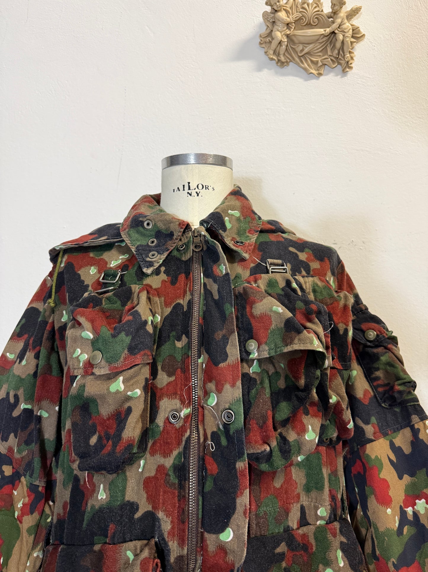 Vintage Swiss Army Camo Jacket M70 “XL”