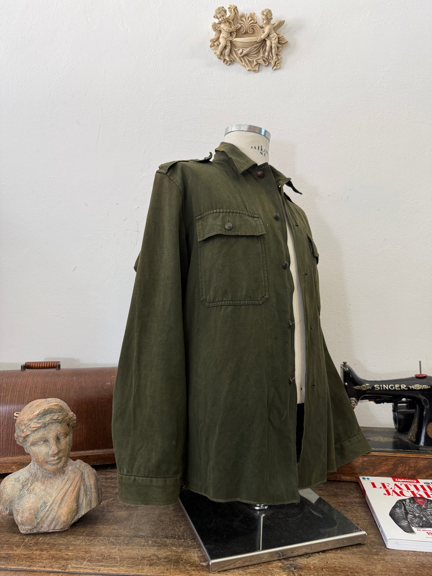 Vintage 80’s Faded Hungarian Army Shirt “L/XL”