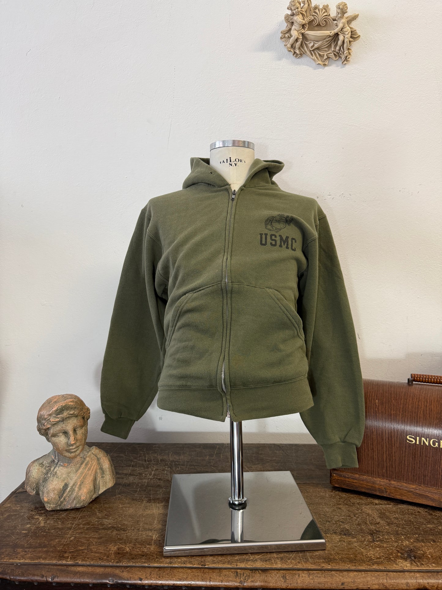 Vintage USMC Full-Zip Hoodie “S”