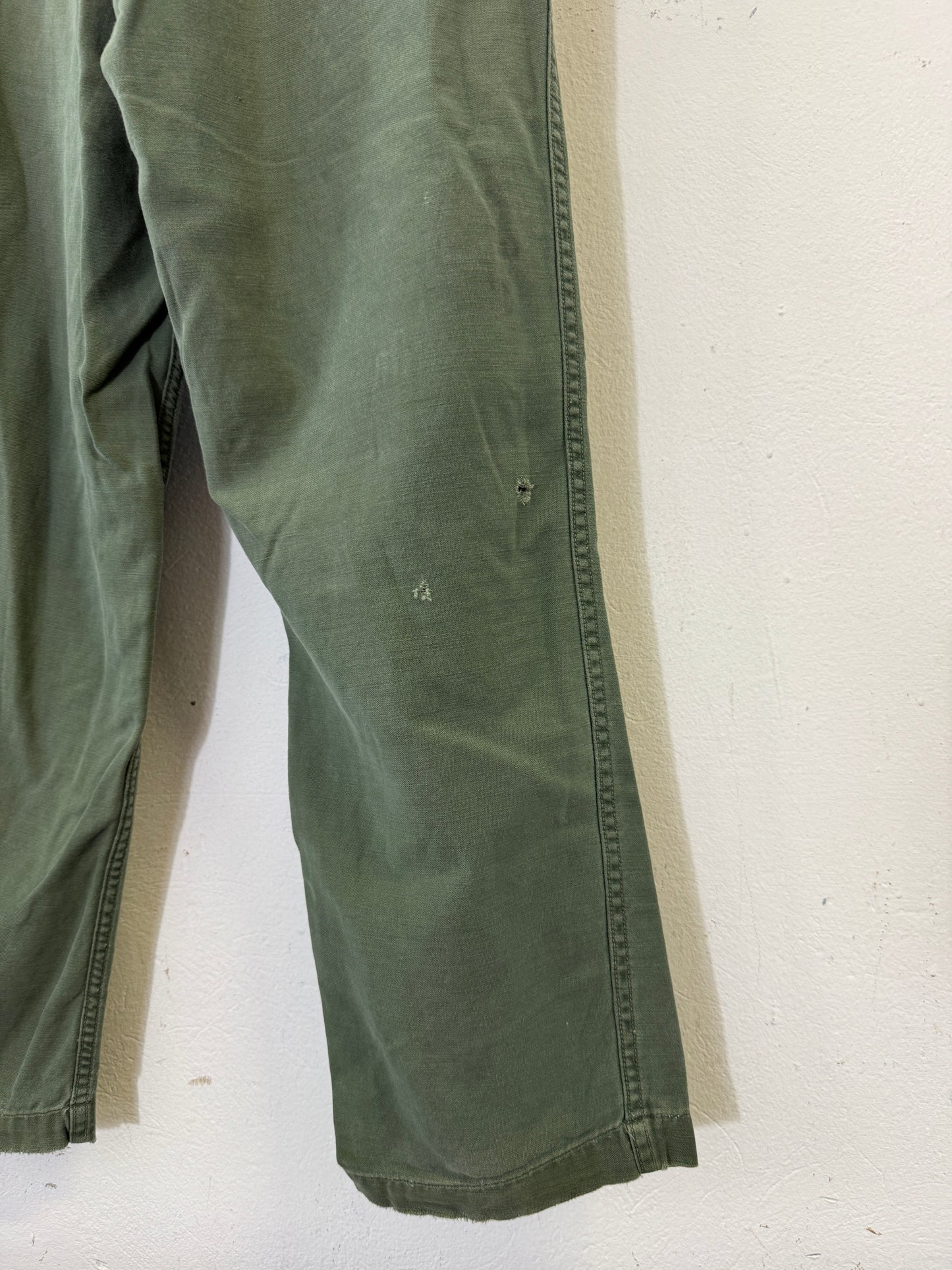 Vintage Fatigue Pants Us Army “W28”