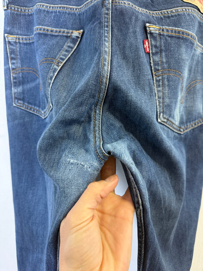 Vintage Levi’s 501 “W36 L32”