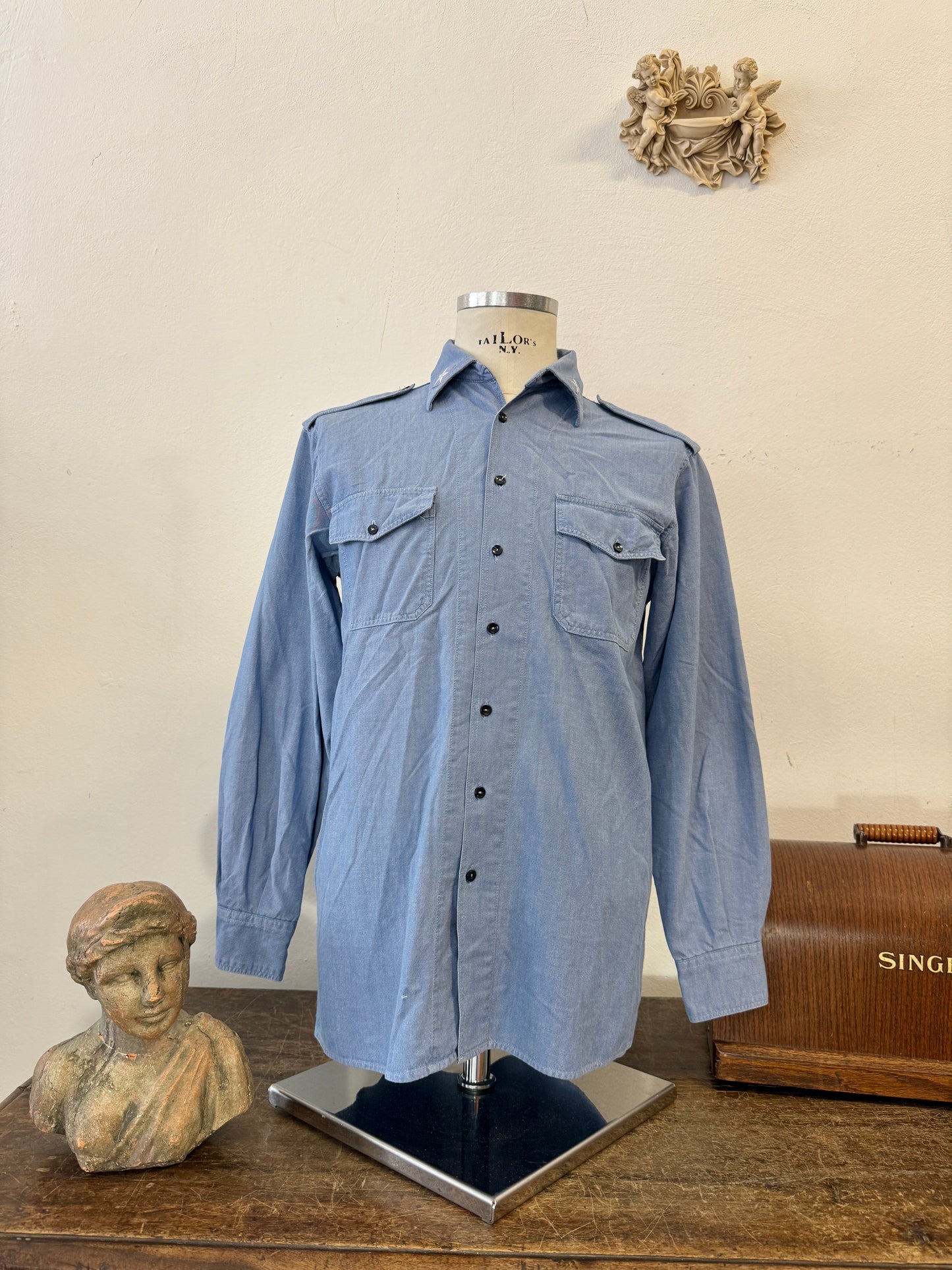Vintage 90’s Italian Navy Shirt “M”
