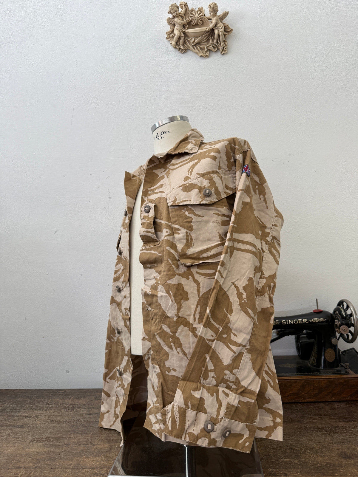 Vintage British Army Dpm Jacket “XL”