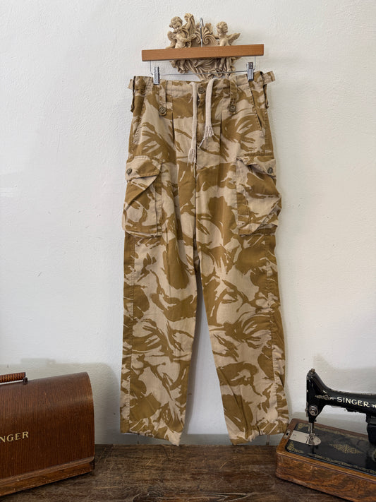 Vintage British Army Camo Cargo Pants “W30”