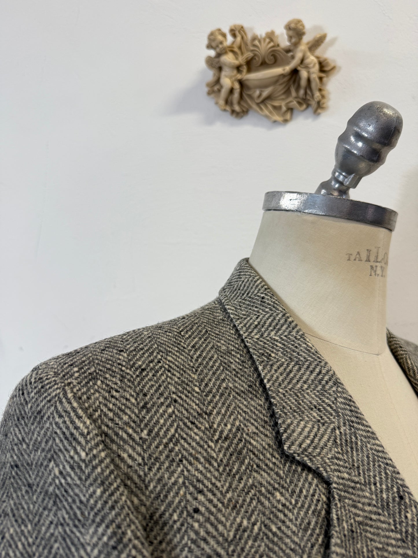 Vintage Wool Harringbone Blazer “M”