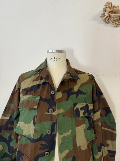 Vintage Woodland Camo Jacket Us Army “M”