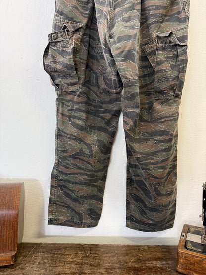 Vintage Tiger Cargo Pants Us Army “W40”