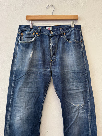 Vintage Levi’s 501 “W34 L32”