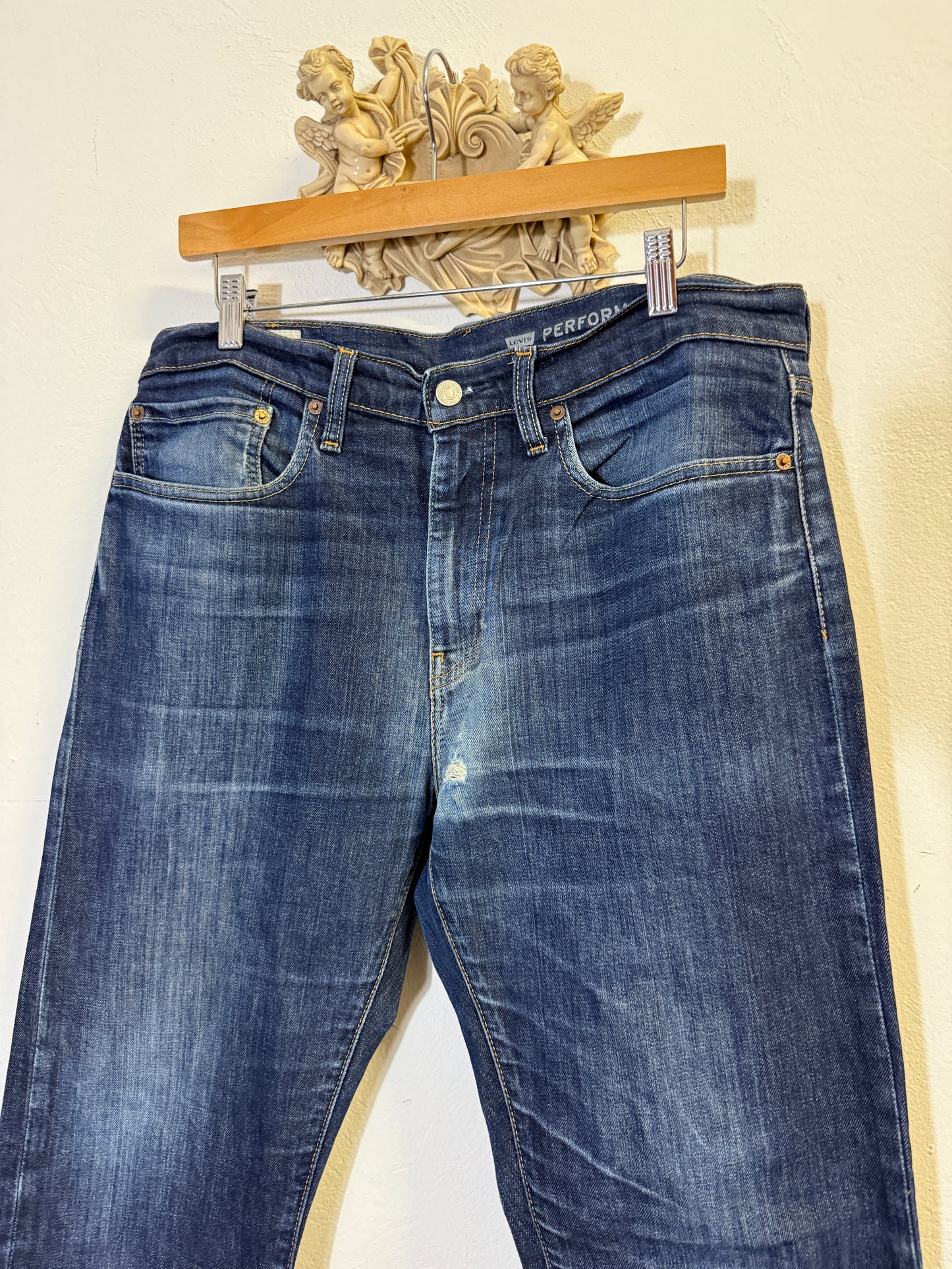 Levi's  modern BIG E “W35 L32”