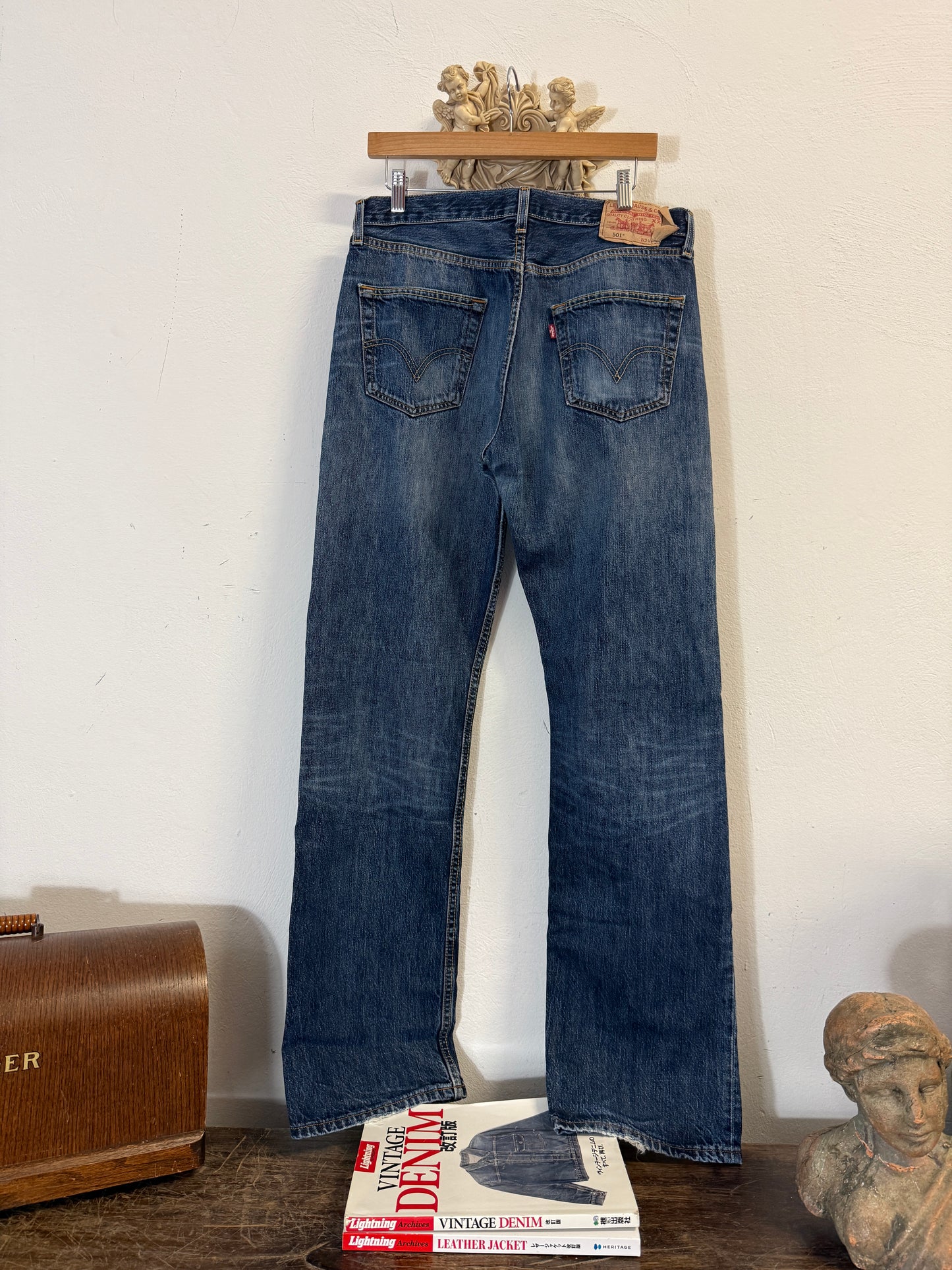 Vintage Levi’s 501 “W34 L34”