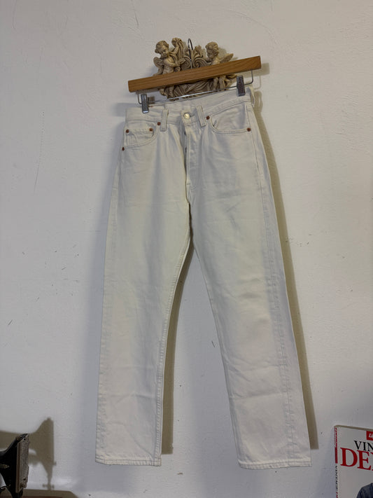 Vintage Levi’s 501 Made in Usa “W28  L28”