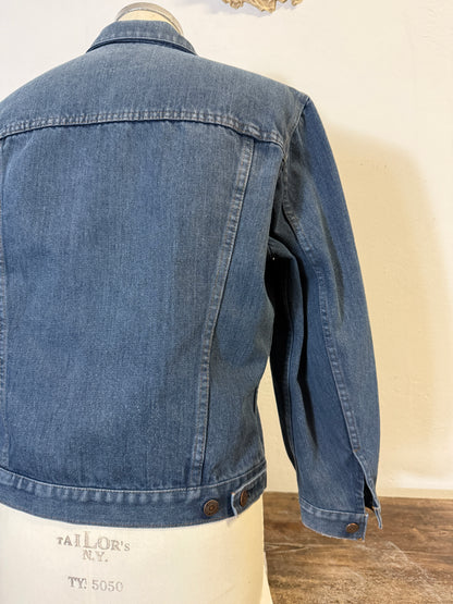 Vintage Levi’s Jacket “S/M”