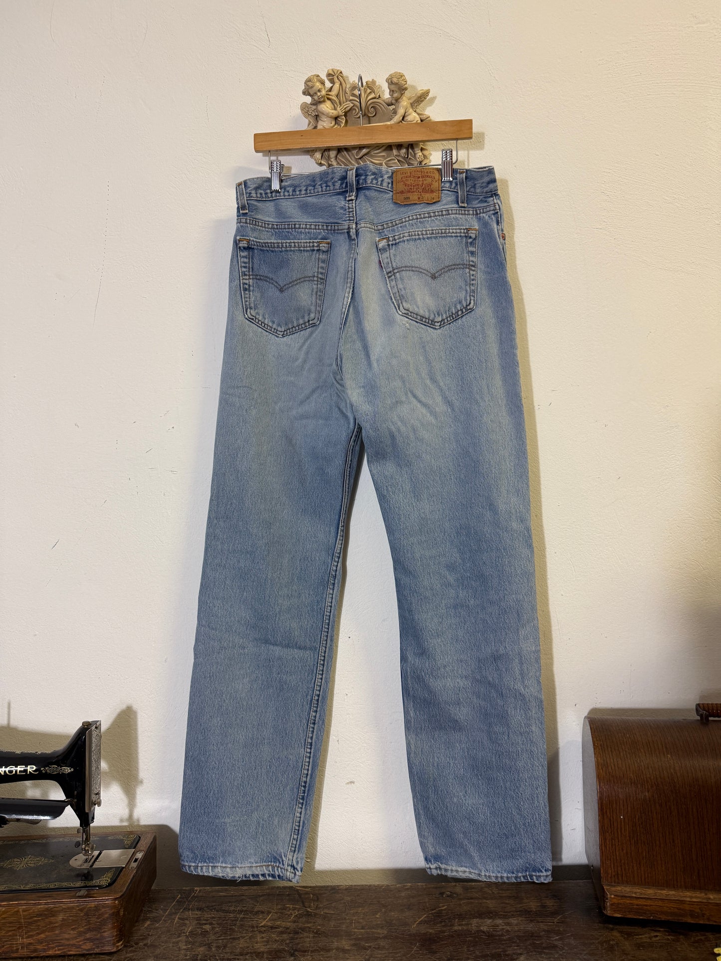 Vintage Levi’s 501 Made In USA “W35 L34”