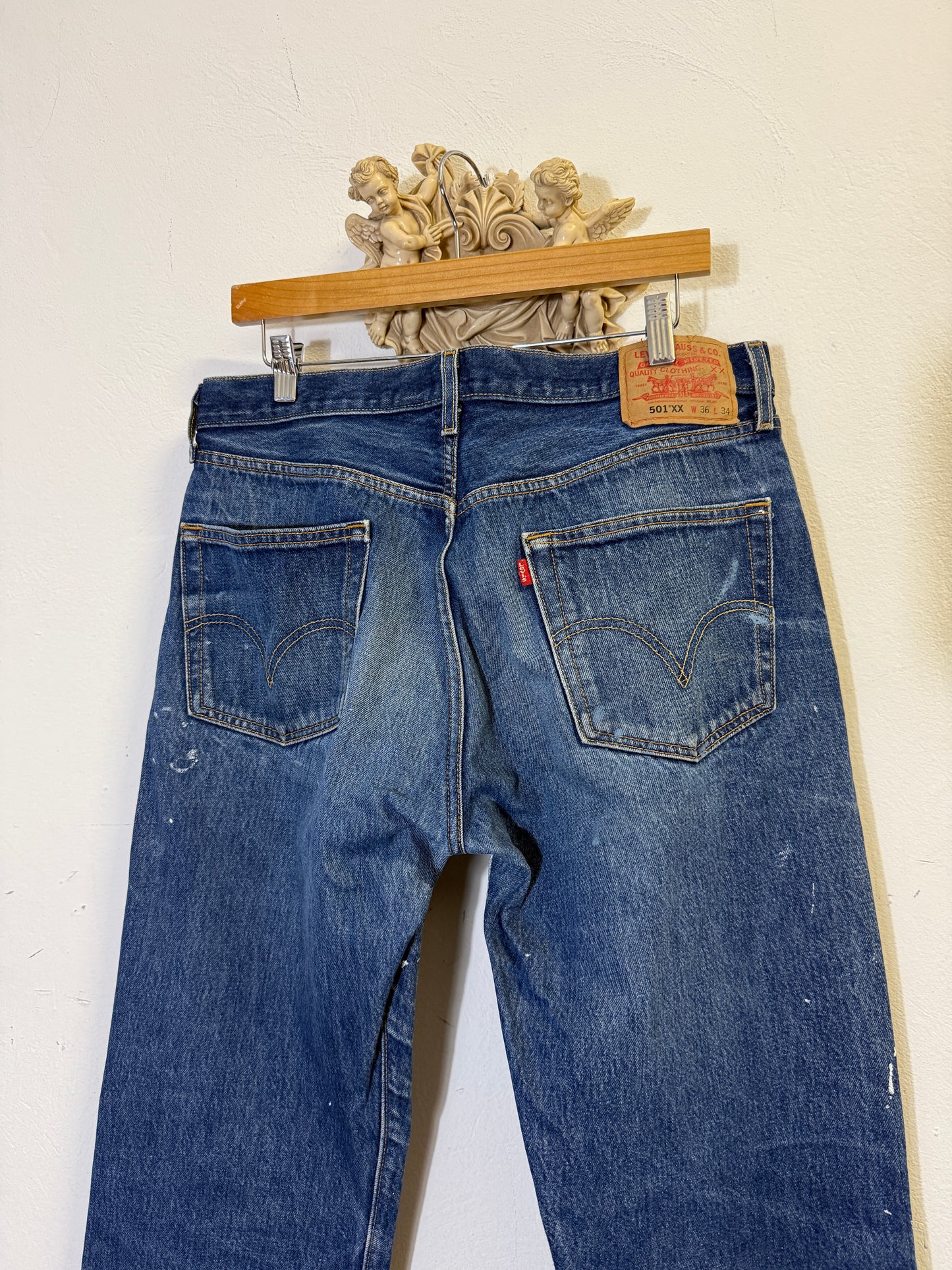 Vintage Levi’s 501 XX “W35 L32”