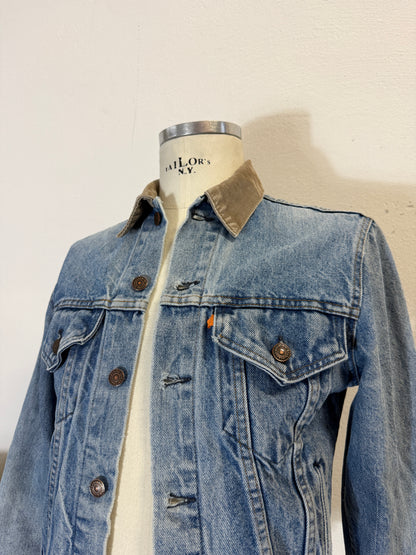 Vintage Levi’s Jacket “S”