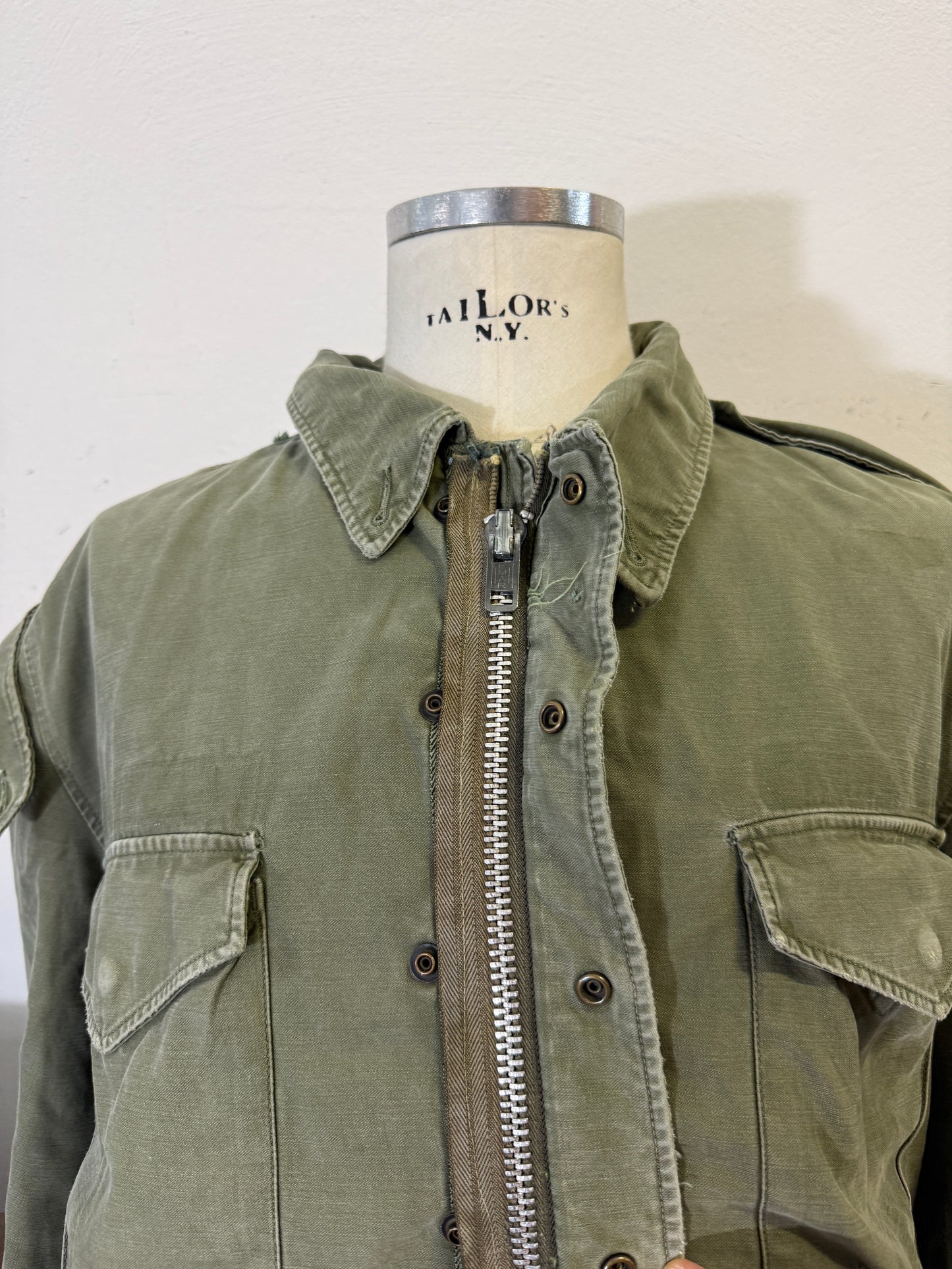 Distressed Vintage Field Jacket M51 US Army “L/XL”