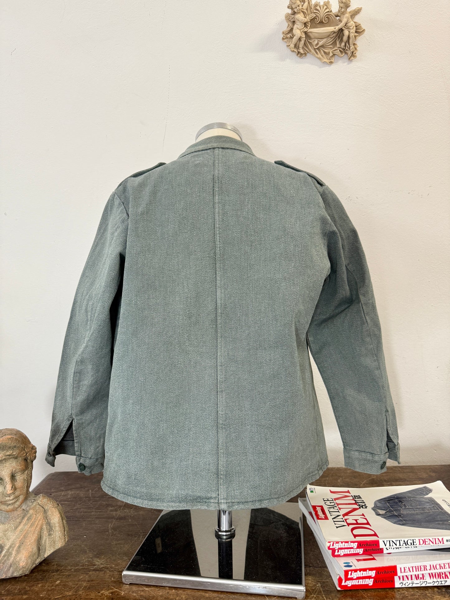 Vintage Swiss Army Jacket “M/L”