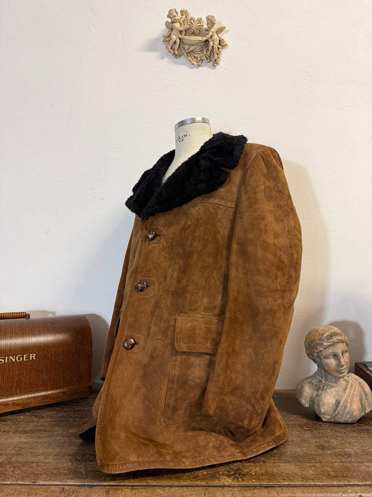 Vintage 80’s Shearling Jacket “L/XL”