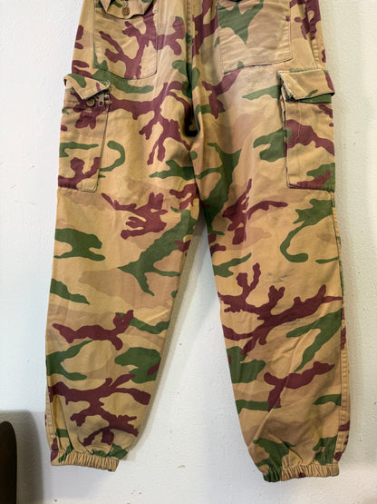 Vintage Italian Army Cargo Pants “W33”