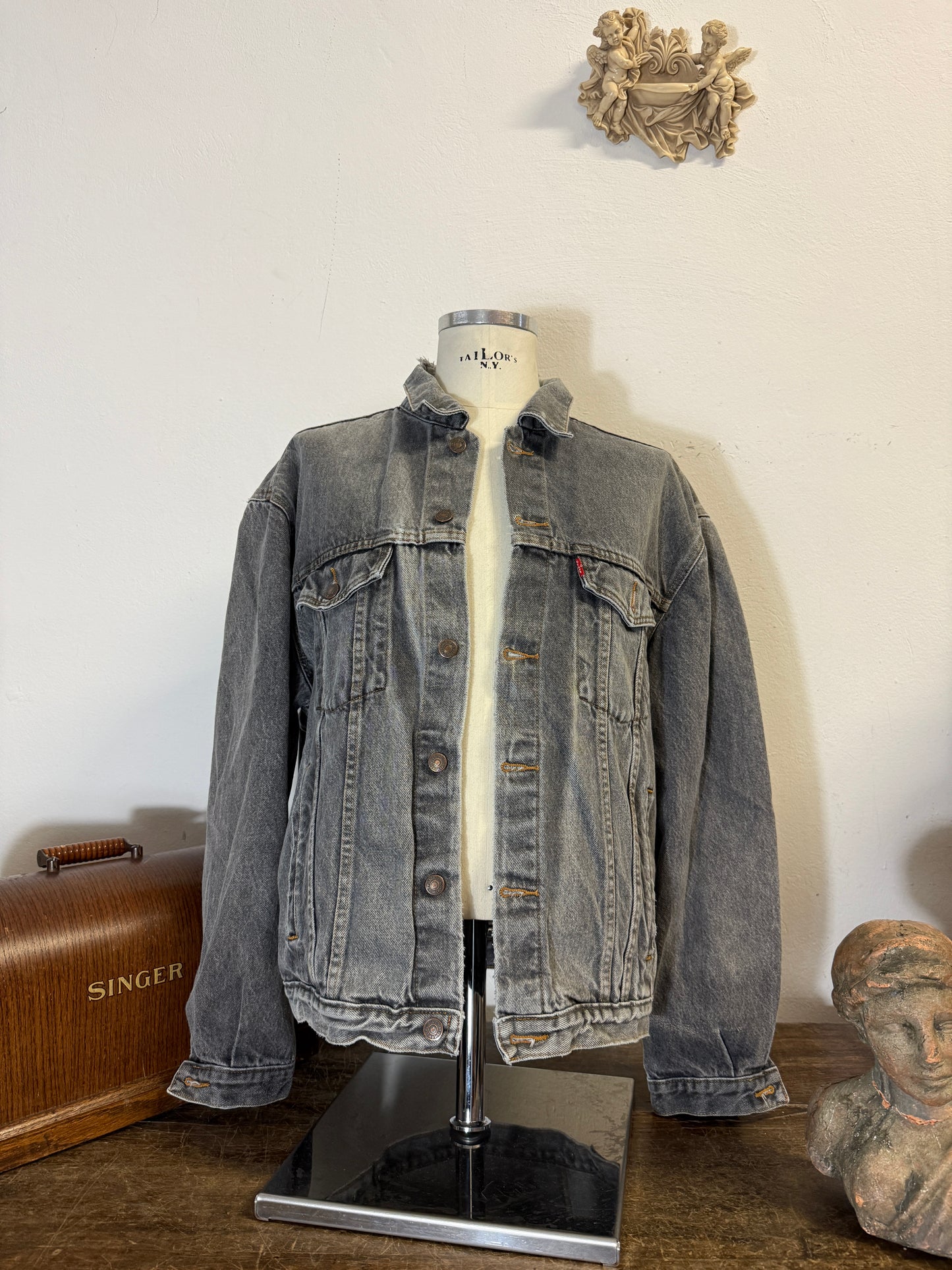 Vintage Levi’s Jacket “L/XL”