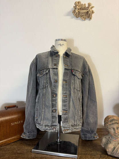 Vintage Levi’s Jacket “L/XL”