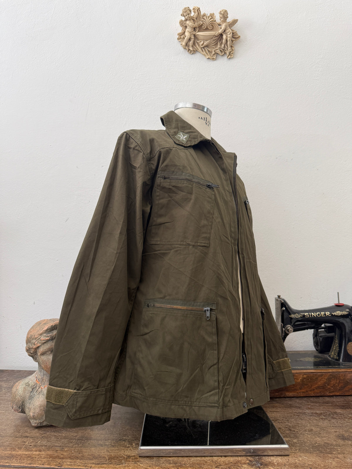Vintage 80’s Italian Army Jacket “L/XL”