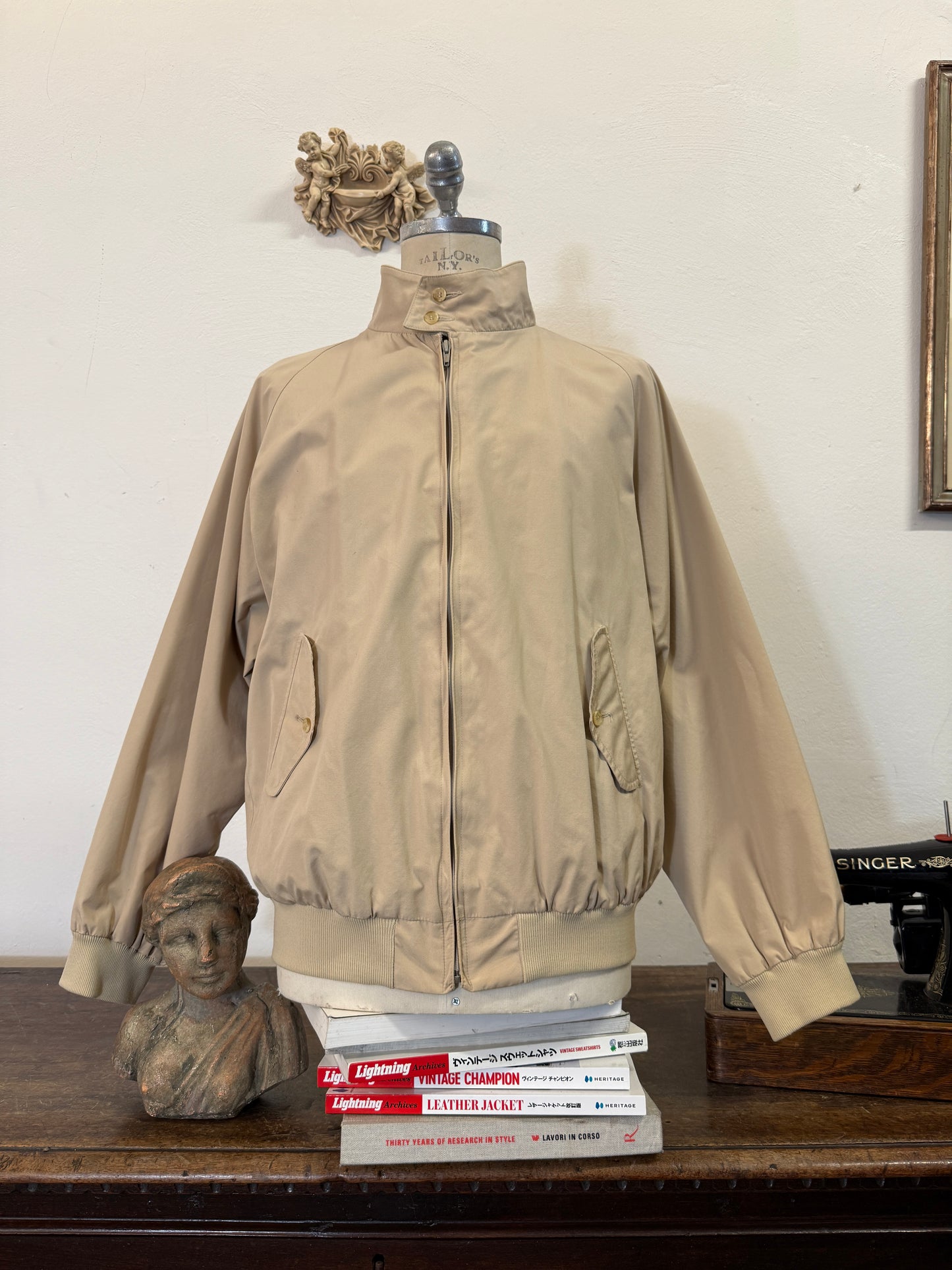 Vintage Baracuta G9 - Made in England “XL”