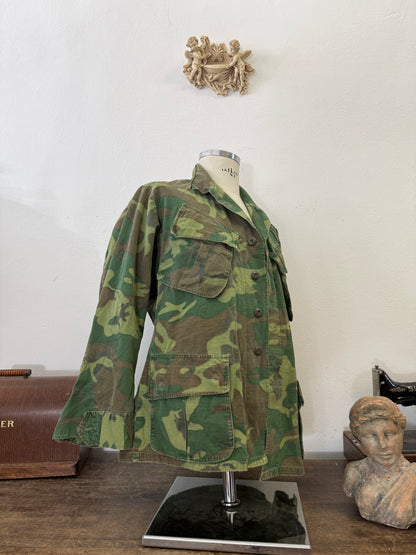 Vintage 60’s Ripstop Jungle Jacket ERDL Us Army “M”