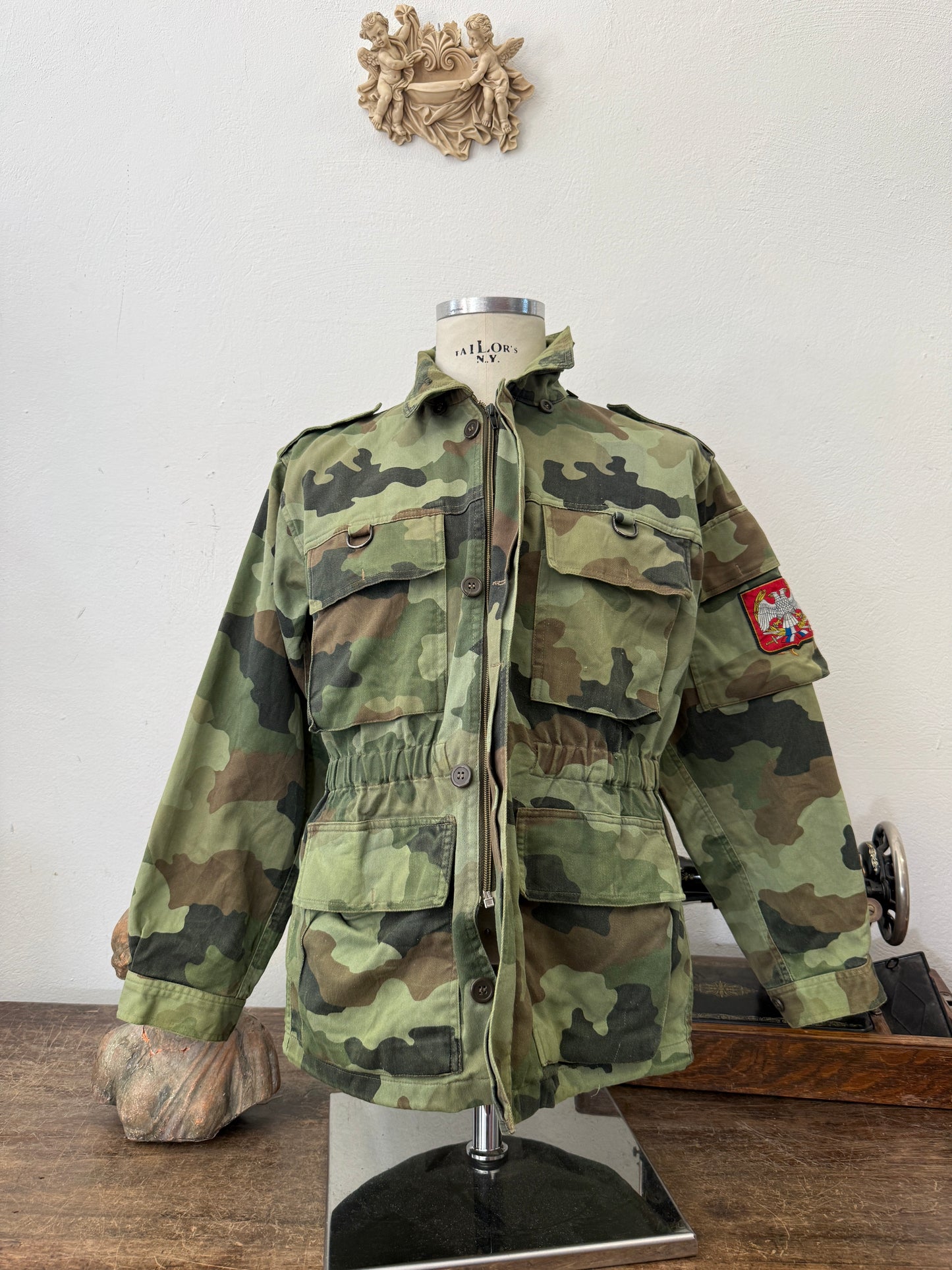 Vintage 90’s Serbian Army Jacket “S”