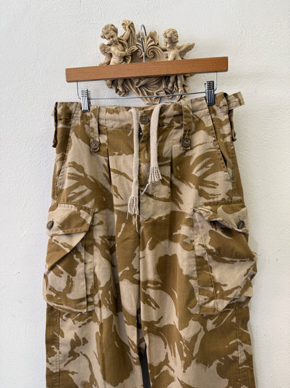 Vintage British Army Camo Cargo Pants “W30”