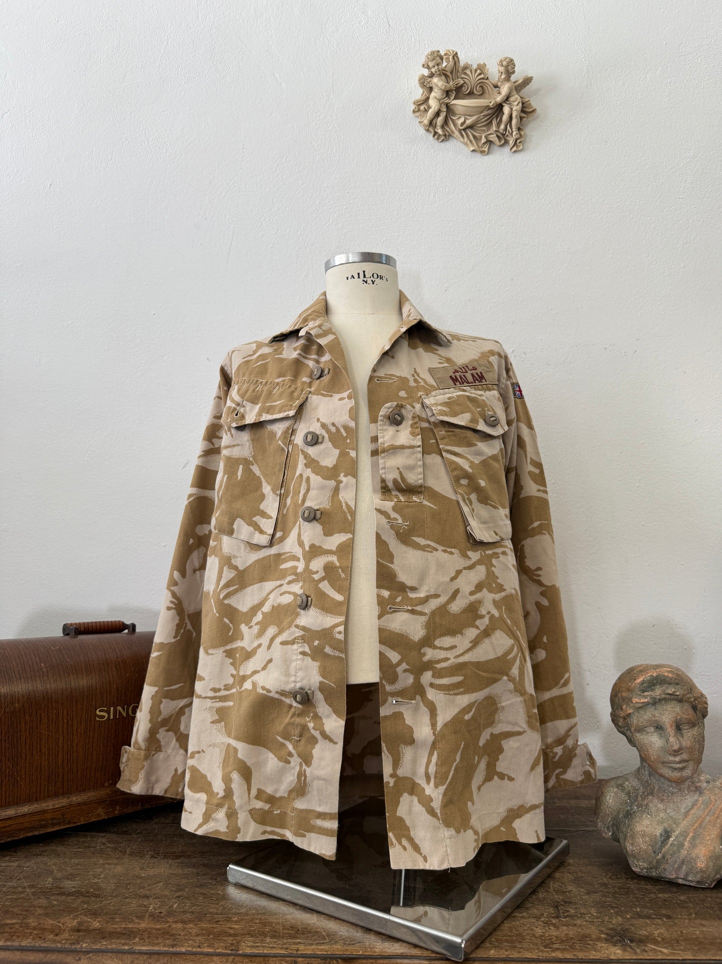 Vintage British Army Dpm Jacket “L”