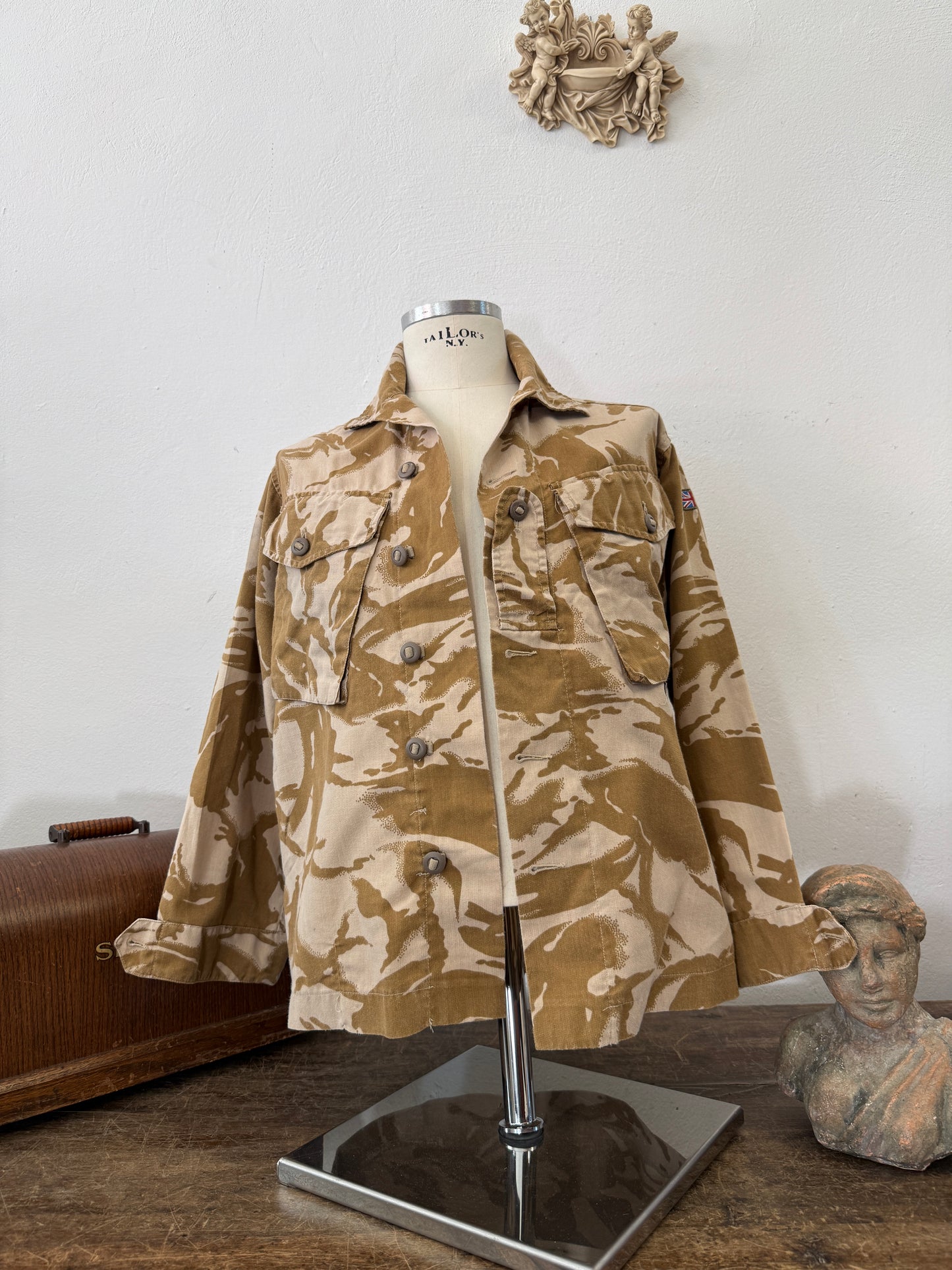 Vintage British Army Dpm Jacket “S”