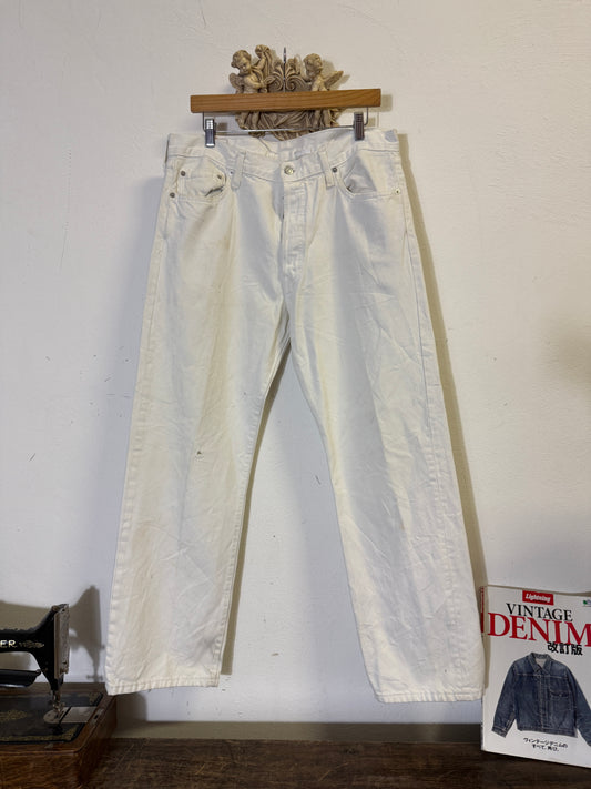 Vintage Levi’s 501 Made in Mexico “W35 L32”