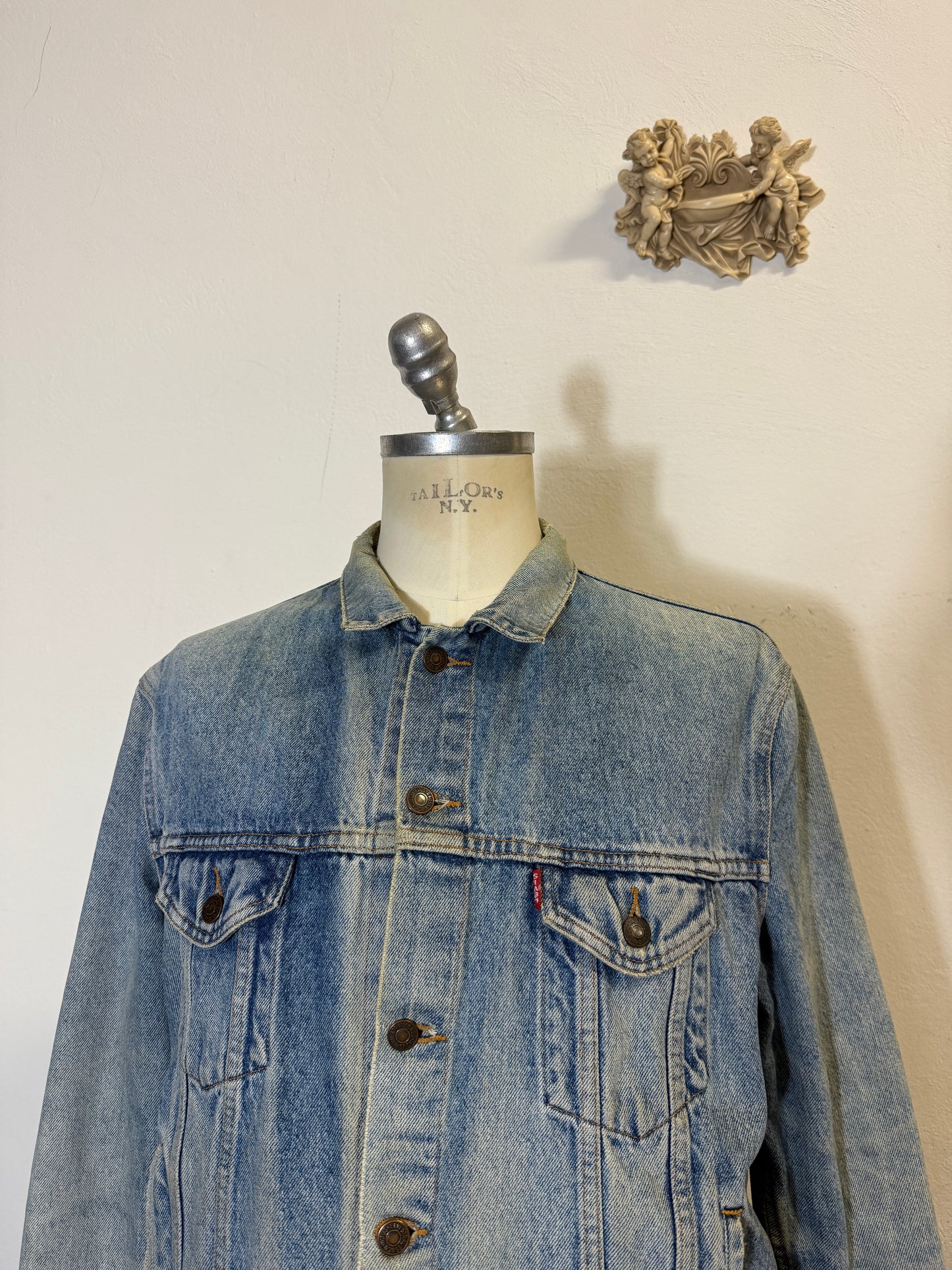 Vintage Levi’s Jacket “L”