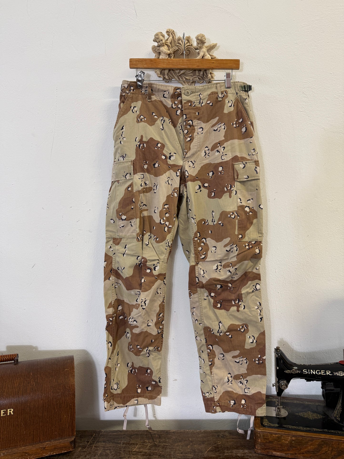 Vintage Desert Chocolate Cargo Pants Us Army “W33”