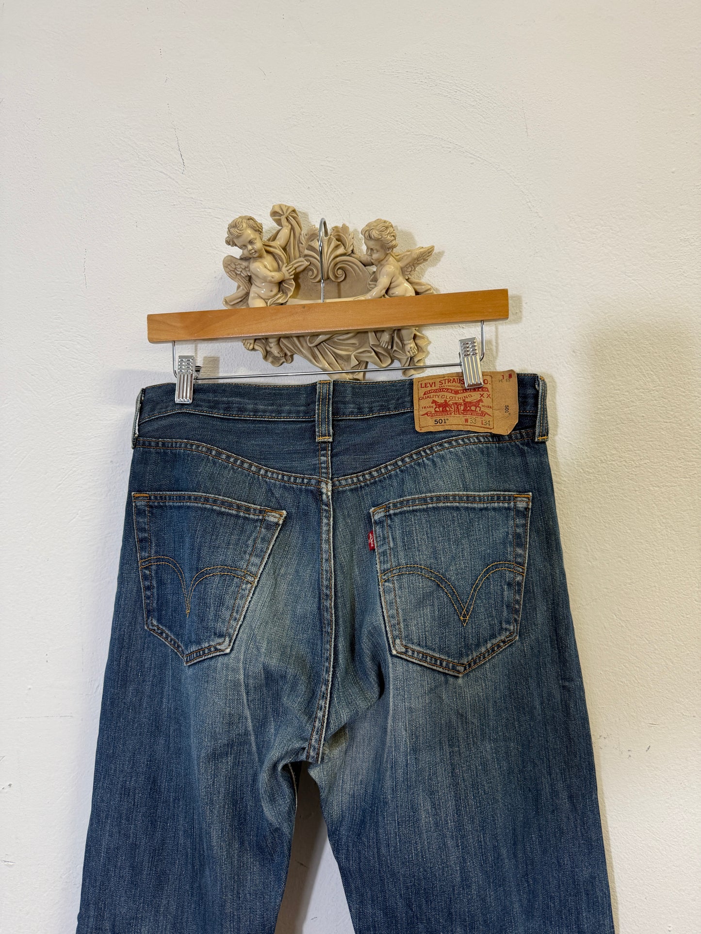 Vintage Levi’s 501 “W33 L34”