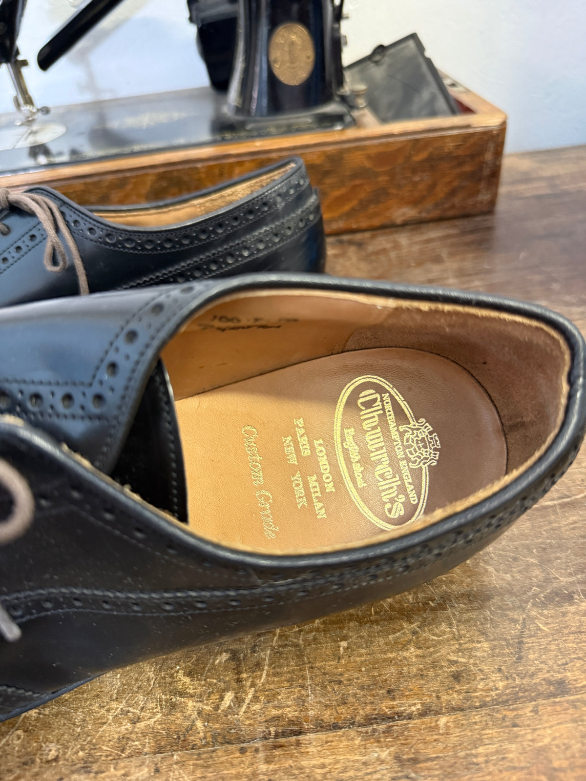Used Church’s Men’s Black Leather Derby Shoes – Made in England – UK Size 10