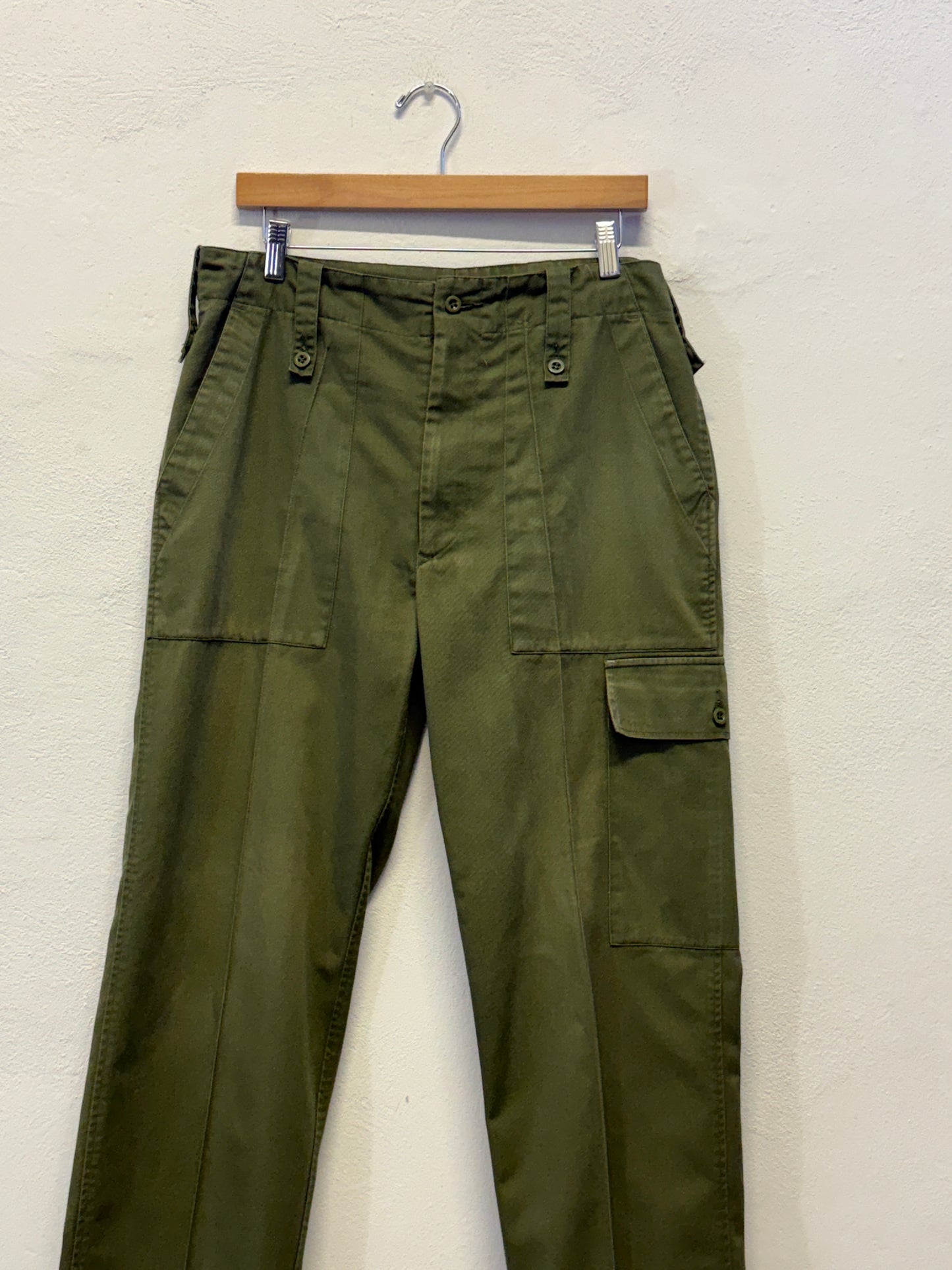 Vintage British Fatigue Army Pants “W34”