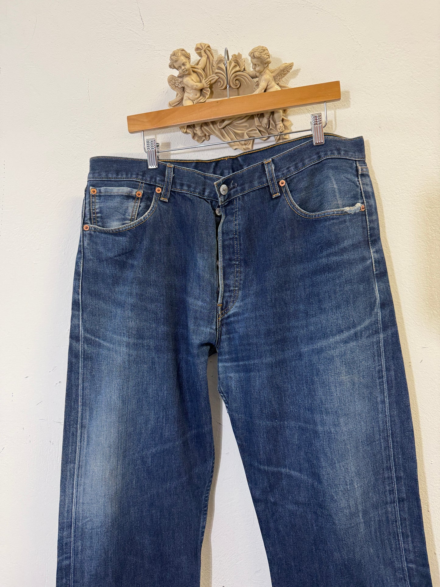 Vintage Levi’s 501 “W36 L32”