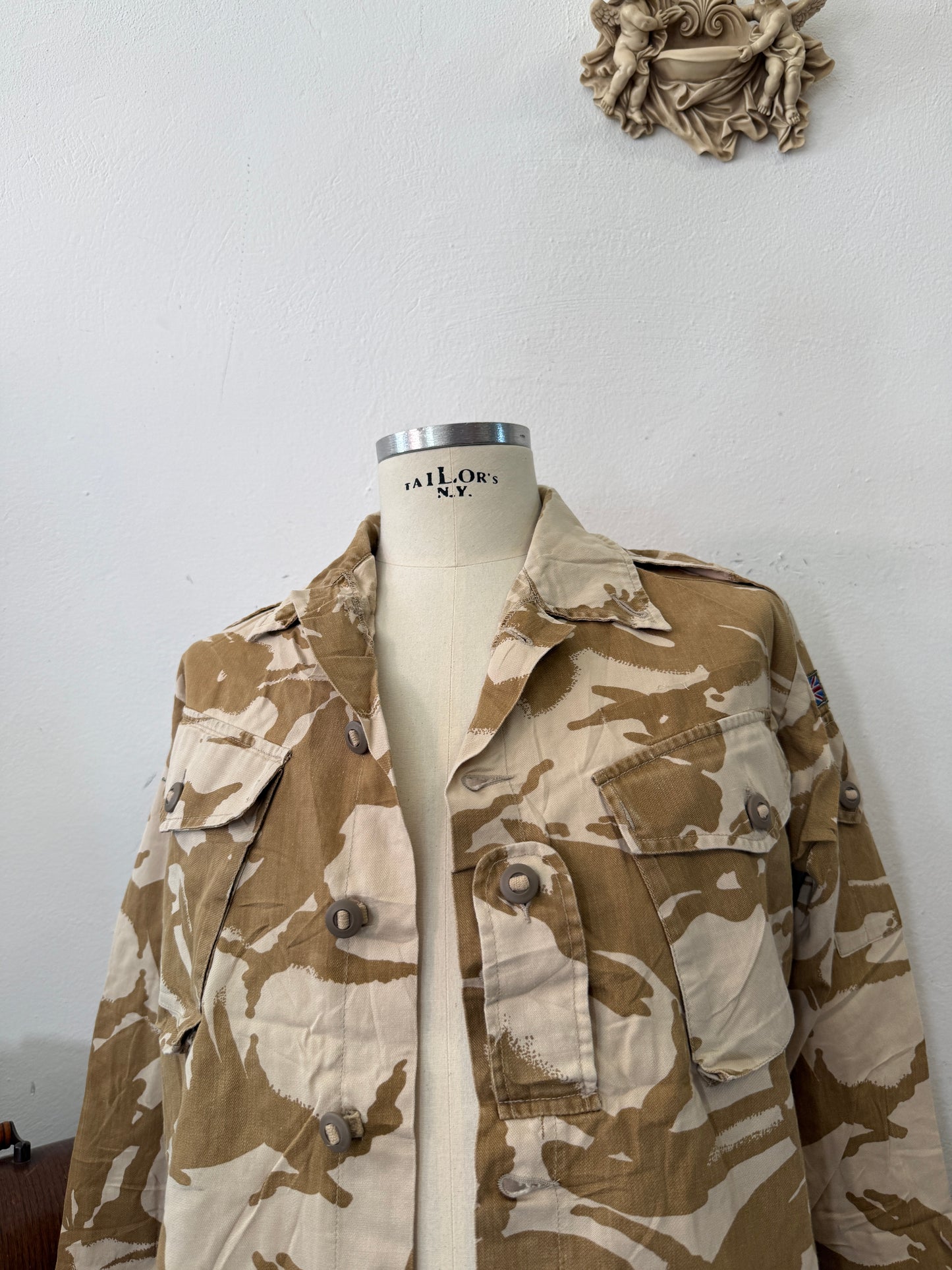 Vintage British Army Dpm Jacket “L”